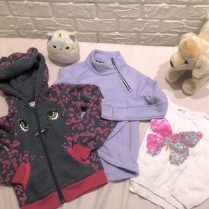 Bundle of  3 sweaters, they are so cute and warm very good condition 🤩😻